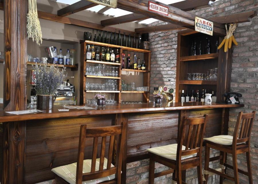 Pension U Vsech Certu Jičín Esterno foto