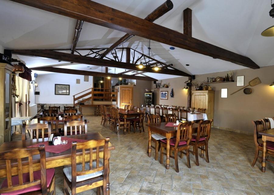 Pension U Vsech Certu Jičín Esterno foto