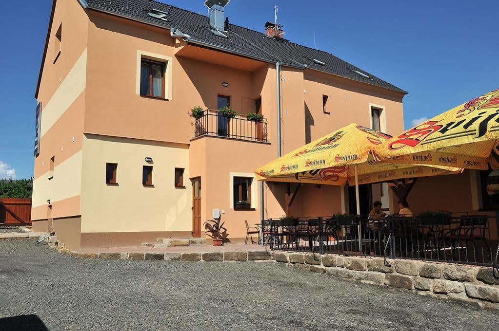 Pension U Vsech Certu Jičín Esterno foto