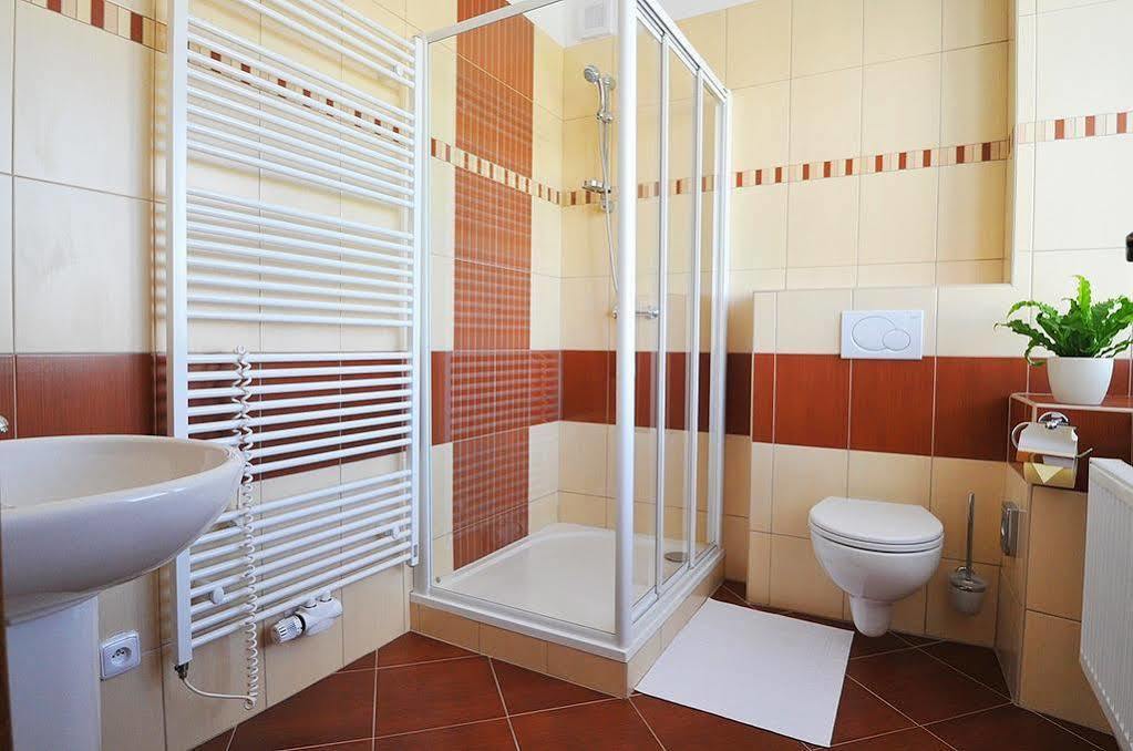 Pension U Vsech Certu Jičín Esterno foto